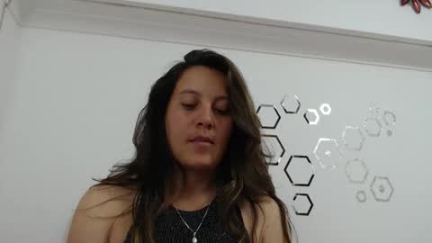 Carolina online show from December 14, 2025, 8:57 pm