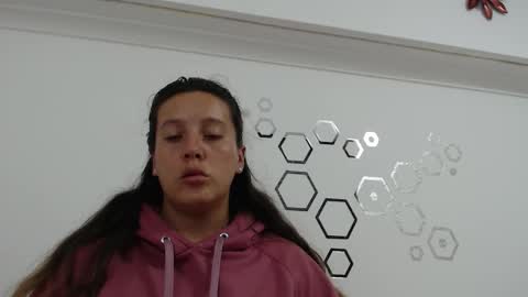 Carolina online show from January 7, 2026, 10:01 pm