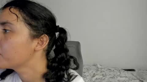 Snapshot of zoe_wattson chatting on June 9, 2026, 3:18 am Zoe online show from June 9, 2026, 3:18 am