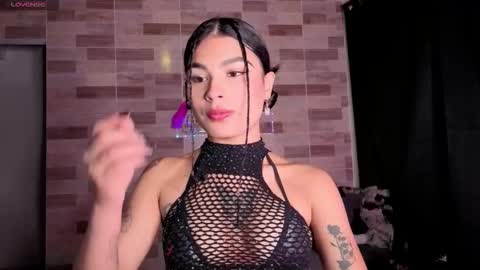 Catt online show from December 21, 2025, 9:33 pm