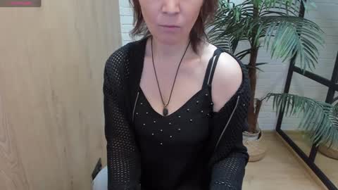 Zoe online show from December 8, 2024, 1:25 pm