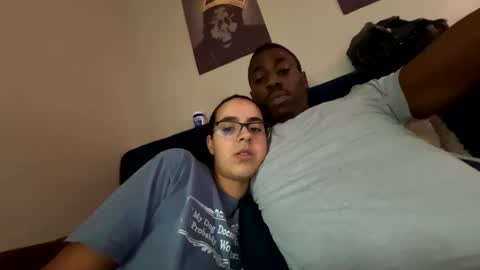 LovelyLatin25 online show from September 30, 2025, 3:39 pm