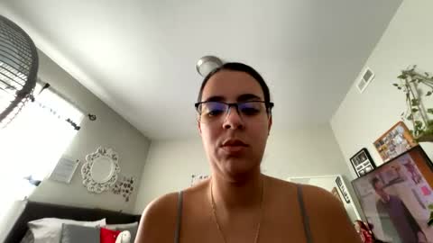 LovelyLatin25 online show from October 9, 2025, 2:04 pm