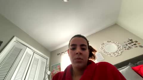 LovelyLatin25 online show from October 16, 2025, 4:08 pm