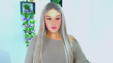 zoeschmmit online show from July 2, 2026, 3:34 am