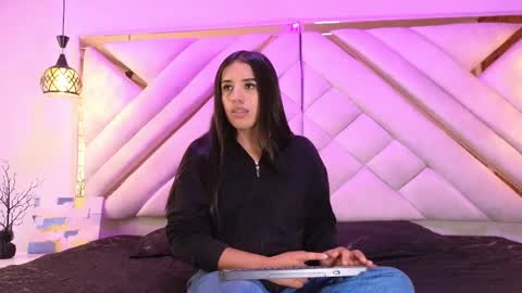 Zoe online show from April 7, 2026, 12:16 pm