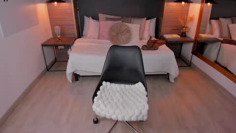 ZOE online show from March 18, 2026, 3:04 pm