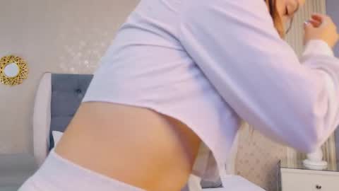 ZoeWilliis online show from May 29, 2026, 11:41 am