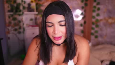 Snapshot of zoey_fox_ chatting on April 23, 2026, 12:23 am zoey fox online show from April 23, 2026, 12:23 am