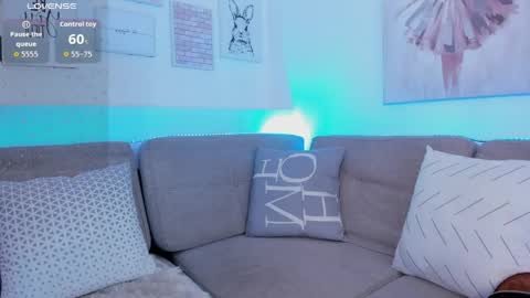 Snapshot of zoey_monroe_ chatting on June 7, 2026, 2:10 pm Zoey online show from June 7, 2026, 2:10 pm