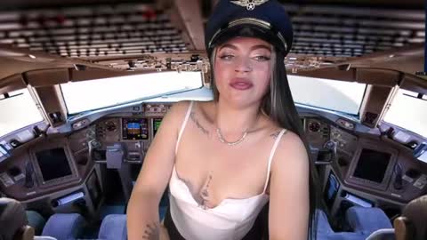 zoey_stone online show from November 22, 2025, 5:56 pm