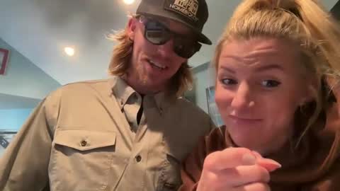 Zoeydanner online show from December 23, 2024, 6:27 pm