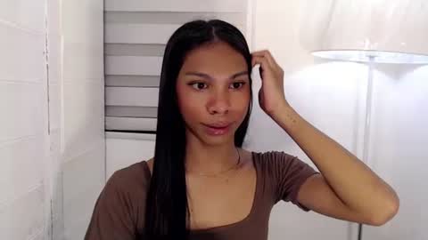 Snapshot of zoeygorgeous19 chatting on February 8, 2025, 2:58 am zoey online show from February 8, 2025, 2:58 am