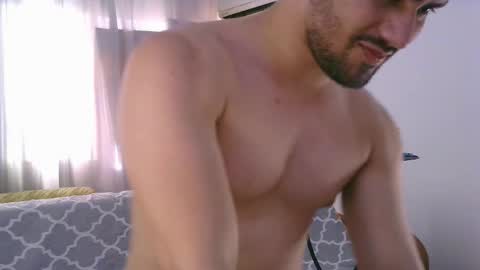 ZohanMohamed online show from February 18, 2026, 9:00 pm