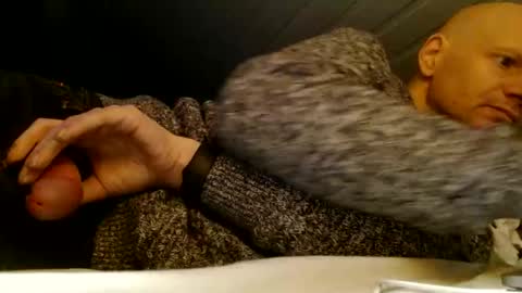 zolexthomas online show from February 17, 2025, 5:21 pm