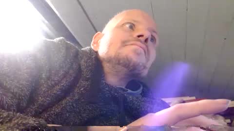 zolexthomas online show from March 9, 2025, 6:11 pm