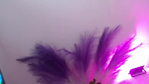 Sam Make me wet please  online show from April 16, 2026, 10:45 pm