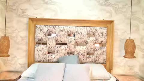 zoley  online show from February 19, 2026, 3:02 am