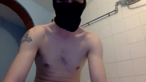 Snapshot of zombiekillerpez chatting on February 12, 2026, 3:01 am zombiekillerpez online show from February 12, 2026, 3:01 am