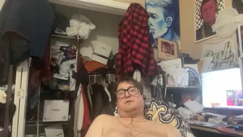 Snapshot of zone45887003 chatting on February 4, 2026, 3:23 am daddybighardonlate online show from February 4, 2026, 3:23 am