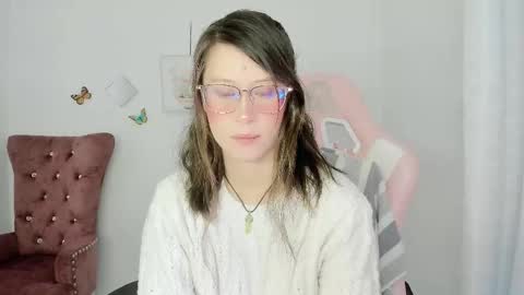 Alicie online show from November 21, 2025, 8:35 am