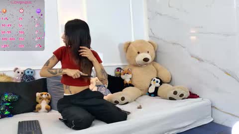 Violeta online show from February 12, 2026, 1:17 pm