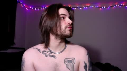 zorvello_83 online show from April 3, 2026, 9:46 pm