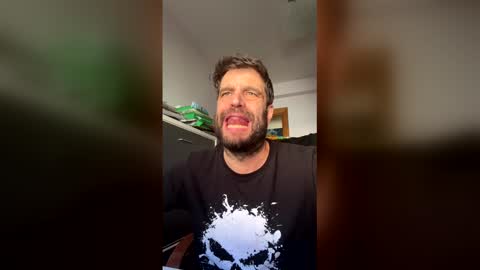 zurdineno online show from April 16, 2026, 10:05 am