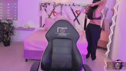 ZURY   online show from November 22, 2025, 11:31 am