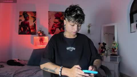 Zury Ramirez online show from November 23, 2025, 8:08 pm