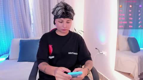 Zury Ramirez online show from March 23, 2026, 10:03 pm