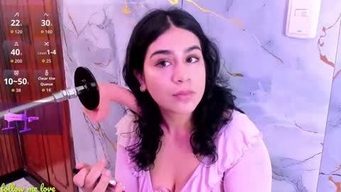 ZYLE online show from September 9, 2025, 12:26 pm