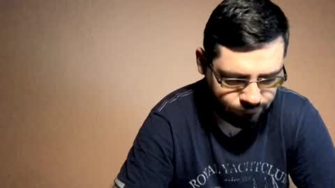 Snapshot of zyqrael chatting on April 19, 2026, 6:43 pm Vlad online show from April 19, 2026, 6:43 pm