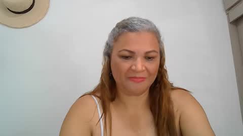 Zyra Vex online show from March 22, 2026, 7:28 pm