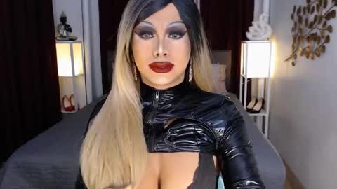 zyradom online show from January 14, 2025, 11:16 pm