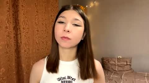 Snapshot of zyraelle chatting on February 17, 2026, 6:58 pm Lilith online show from February 17, 2026, 6:58 pm