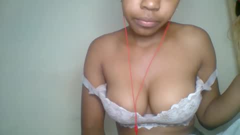 Snapshot of zyraelle_01 chatting on June 1, 2026, 7:26 pm zyraelle_01 online show from June 1, 2026, 7:26 pm