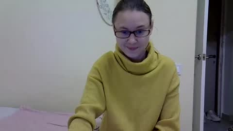 Zyuhre online show from December 8, 2024, 3:13 pm