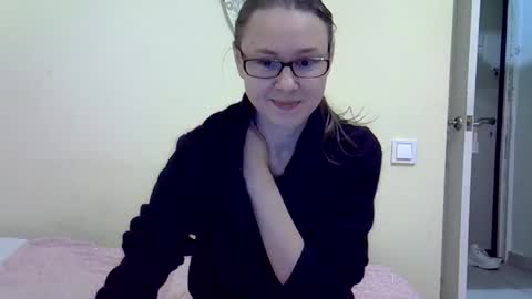 Zyuhre online show from December 9, 2024, 9:16 pm