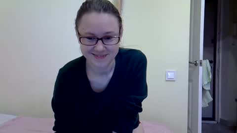 Zyuhre online show from February 2, 2025, 6:04 am
