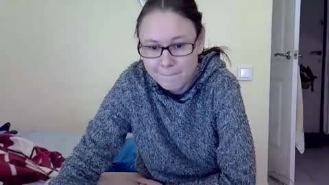 Zyuhre online show from October 5, 2025, 12:03 pm