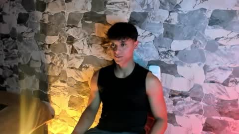 zyzz_1812 online show from March 28, 2026, 4:23 am