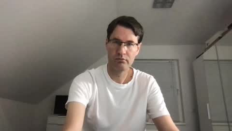 zzz123_cam online show from December 8, 2024, 3:56 pm