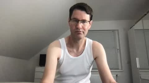 zzz123_cam online show from December 14, 2025, 3:50 pm