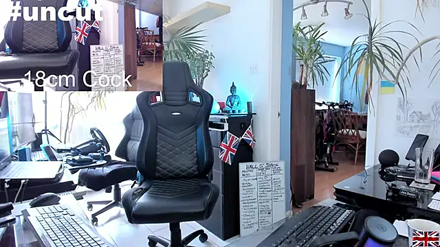 OnlineBossUK online show from March 16, 2025, 3:06 pm