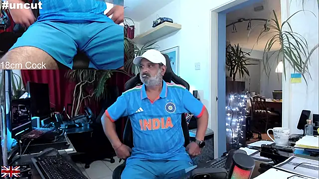 OnlineBossUK online show from October 7, 2025, 7:33 pm