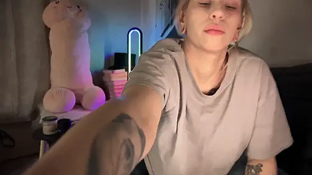 Mannarie Madsinn online show from March 21, 2025, 2:07 am