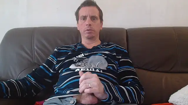 cloupefun online show from November 16, 2025, 9:48 am