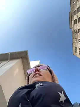 angelmommu online show from February 7, 2025, 11:12 am