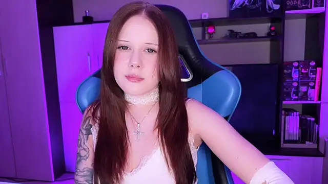 jasminevine online show from July 19, 2026, 3:43 am